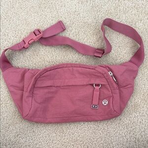 lululemon athletica Rose Crossbody Bag